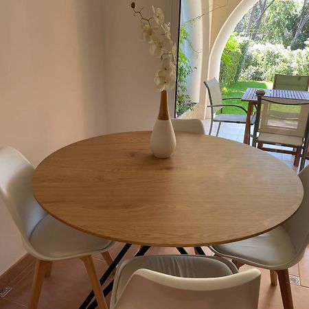 2 Pieces Saint Raphael Renove, Classe 4 Etoiles, 100 M Plages, Piscine, Tennis, Parc, Terrasse, Jardin Privatif Exteriör bild