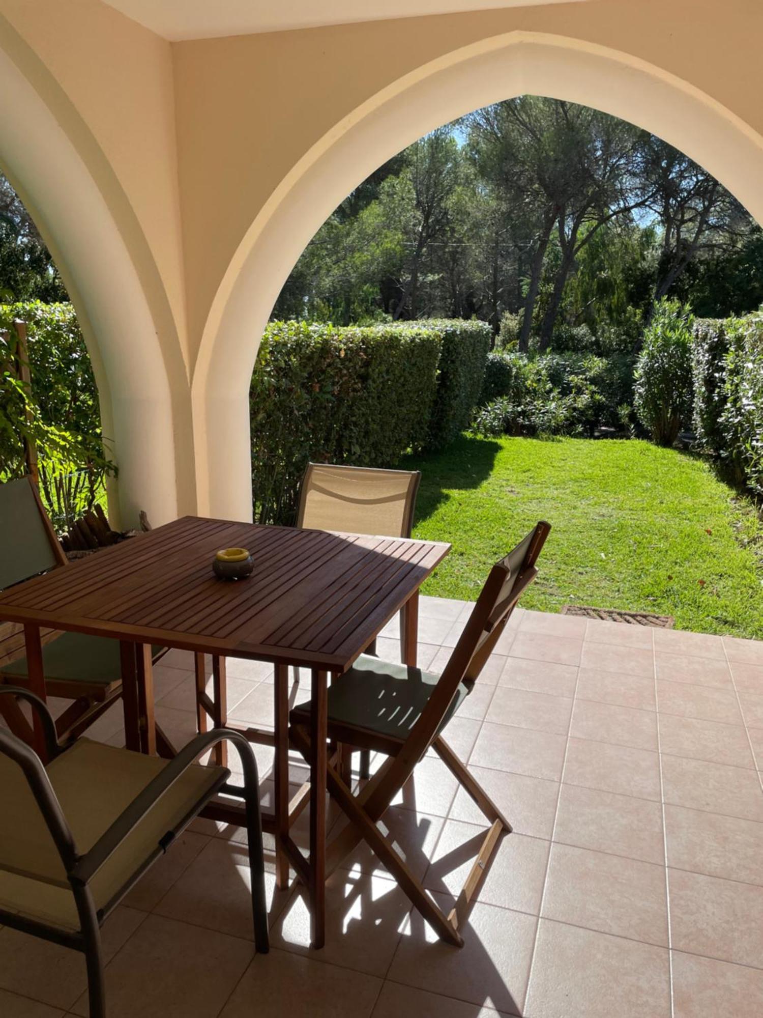 2 Pieces Saint Raphael Renove, Classe 4 Etoiles, 100 M Plages, Piscine, Tennis, Parc, Terrasse, Jardin Privatif Exteriör bild